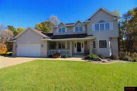 1607 Northridge Ln North Mankato Mn 56003 Mls 7019397 Zillow House Styles Northridge Home