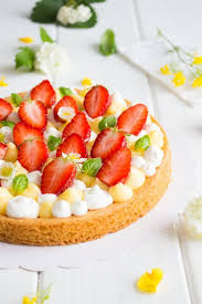 Tarte Aux Fraises Creme Citron Basilic Chantilly Tarte Aux Fraises Patisserie Recette Dessert