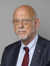 Coronaviruset, folkhälsomyndigheten, politik och centerpartiet. Regeringen Riksdagen