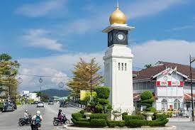 Tahukah anda, selain labu sayung, terdapat banyak lagi tarikan di sana. 10 Lokasi Percutian Menarik Di Kuala Kangsar Perak Pakar Percutian
