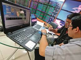 Leader mới dòng chứng đây bà con ơi. Ba Trá»¥ Cá»™t Chinh Há»— Trá»£ Thá»‹ TrÆ°á»ng Chá»©ng Khoan Nhá»¯ng Thang Cuá»'i NÄƒm