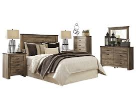 Ashley Trinell 6pc Bedroom Set E King Panel Headboard Two Nightstand Dresser Mirror Chest In Brown For More Information Visit Image With Images Ashley Furniture Bedroom