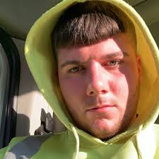 Stream Shane Hewitt music