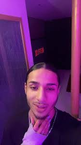 Adam Amer's Instagram, Twitter & Facebook