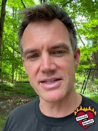 Tyler Hilton Joins Villaween and Tricmas Celebration