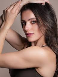 Elle (@ellemodels_) • Instagram photos and videos