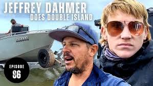 BEACH BOAT LAUNCH AND RETRIEVAL (AMAZING TO WATCH)