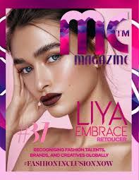 Janine Curry's Instagram, Twitter & Facebook