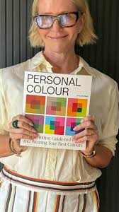 What to wear at the Australian Open🎾 Every time I've been to the  Australian Open, it's been super hot! My top tips for staying cool and  comfortable: 🎾Choose light, breathable clothes. 🎾Wear