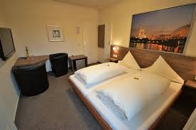 Check spelling or type a new query. Hotels In Leverkusen Ab 10 00 Preiswert Ubernachten