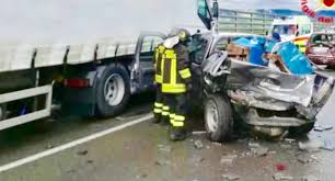 Confronta 182 alloggi vacanza disponibili a barberino di mugello e scopri il perfetto alloggio per un rilassante soggiorno. Spaventoso Incidente Sull Autostrada A1 Un Morto E Un Ferito