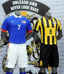 Tiba masanya kami umumkan jersi harimau malaya fans edition dibuka dan sedia untuk dimiliki❗. Harimau Malaya Sports A New Look R Age R Age