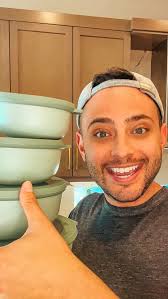 Meal prepping sucks. These Mepal storage bowls do not. If you’re looking  for a sturdy, microwaveable alternative to Tupperware that’s available in  lots of pretty colors, hit up the link my bio (or ...