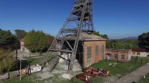 Compte tenu des conditions de santé publique actuelles, notre musée ouvre ses portes dans des conditions différentes héritière des anciennes collections de l'école royale des mines, la collection de minéralogie de mines paristech représente un précieux inventaire de la. Musee De La Mine Greasque Le Musee De La Mine De Greasque