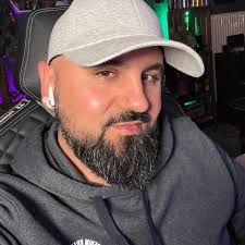 Daniel Mustafa (@danielmustafa.moments.in.art) • Instagram photos and videos