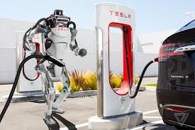 Boston dynamics, once owned by google's parent company, alphabet , and now by the japanese conglomerate boston dynamics has amassed a minizoo of robotic beasts over the years, with. Tesla Buys Boston Dynamics New Supercharging Attendants Will Be Autonomous Earlectrek
