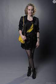 Não sou tão desacreditada como a babi, conta a atriz marcella rica de malhação 04/09/2011 fãzóide ch (@f_jennadewan) diferentemente da maior parte do elenco desta temporada de malhação, marcella não estreia na novelinha marcella rica beira a hiperatividade. Marcella Rica Estreou Nas Novelas Em Malhacao No Ano De 2011 Purepeople