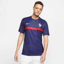 Sur la tenue jaune et bleu de l'équipe ukrainienne, on discerne les le 6 juin, l'association ukrainienne de football (auf) a dévoilé son maillot pour l'euro 2021. Nike France Euro 2020 Home Kit Released Footy Headlines