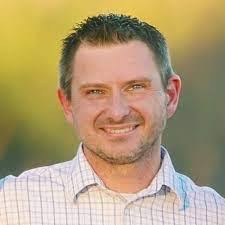 Daniel Lobdell's Instagram, Twitter & Facebook