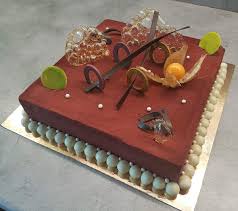 Entremets Royal Dit Trianon Lesgourmandisesdedaniel Over Blog Com Decoration Patisserie Mousse Au Chocolat Chocolat