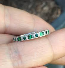 Emerald Green Cz Band Cubic Zirconia Baguette And Round Wedding Band Vintage Bezel Cz Band Art Deco Bague Vintage Wedding Band Round Wedding Band Wedding Rings