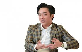 CEO Quốc Cường Gia Lai (QCG) đích thân livestream bán nhà, 3 ...