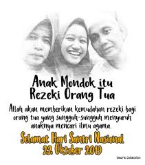 Santriwati junior, santriwati semi senior, dan santriwati senior. 12 Kata Mutiara Melepas Anak Mondok Drumdj