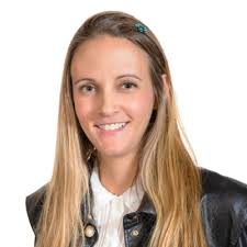 Natalie Knowlton's Instagram, Twitter & Facebook