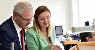 Past and present positions of valentin dragnea. Revista 22