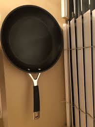 Le Creuset Toughened Non Stick Fry Pan Skillet Size 11 28cm Brand New With Tags It Does Have Some Scratches On The Botto Creuset Le Creuset Cookware Pan