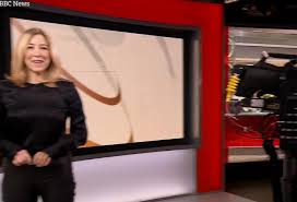 Airing on bbc two and bbc news channel in the united kingdom, bbc newsroom live broadcasts from studio e at broadcasting house, bbc's london headquarters. Red Faced Bbc News Presenter Runs To Stay In Frame As Camera Swoops Past Her During Live Broadcast