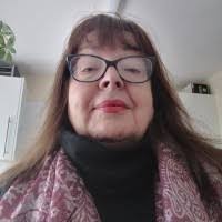 Carol Steed's Instagram, Twitter & Facebook