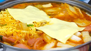 2 cách nấu lẩu tokbokki phô mai thơm ngon hấp dẫn ăn thử là mê - Ẩm thực -  Việt Giải Trí