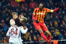 Umut bulut galatasaray'da diye konuyu açan arkadaşın fail olması mümkün değil. Umut Bulut 7 Yil Sonra Galatasaray A Gol Atti