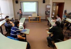 Some Colorado professors deciding to limit, ban technology in class