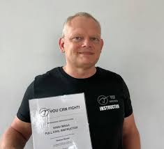 Here is the combined curriculum for all the different grades/levels together with those of the various instructor courses offered by our organization. Die Gesetze Brechen