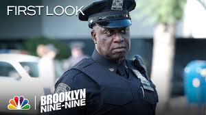 Detective in brooklyn's 99th precinct, comes into immediate conflict with his new commanding officer, the serious and stern captain ray holt. Brooklyn Nine Nine Wann Erscheint Staffel 7 Bei Netflix Pc Magazin