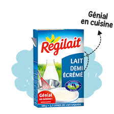 Crumble De Potiron Regilait Recette En 2020 Recette Yaourt Nature Lait En Poudre Lait