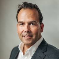 Robert Lindblom Email & Phone Number