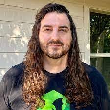 Glynis Benson's Instagram, Twitter & Facebook