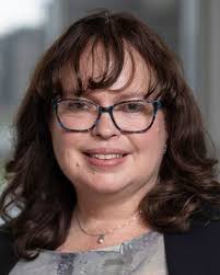 Elizabeth Sarver's Instagram, Twitter & Facebook