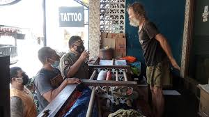 Repubblica italiana) là một quốc gia cộng hoà nghị viện đơn nhất tại châu âu. Miris Bule Italia Di Bali Jadi Pengemis Karena Usahanya Bangkrut Sejak Pandemi Bagian 1