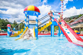 Nager Le Printemps Et L Ete Parc Des Dereches Sports Et Loisirs A Morzine