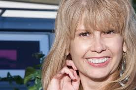 Julie MacKenzie Obituary