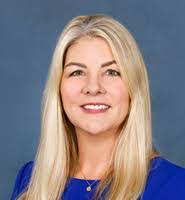 Karen Geib's Instagram, Twitter & Facebook