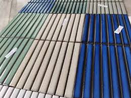 296*299Mm 20*145Mm Phật Sơn Giá Tốt Tráng Men Sọc Cambered Tàu Điện