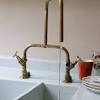 Turner's bath also features a pair of handmade patinated copper faucets. Https Encrypted Tbn0 Gstatic Com Images Q Tbn And9gcszddlnrecuqkfujciiqxw Ee3 Tuvc5rs1pvrf9y Zl6a3d Gx Usqp Cau