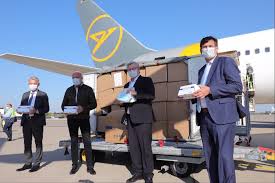 Mit betriebsratschef bernd osterloh und personalvorstand gunnar. Volkswagen Donates 40 Million Euros Worth Of Medical Supplies To German Hospitals And Nursing Homes