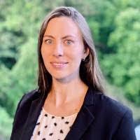 Paula Beamer's Instagram, Twitter & Facebook