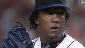 Cliff Floyd hits a walk-off home run